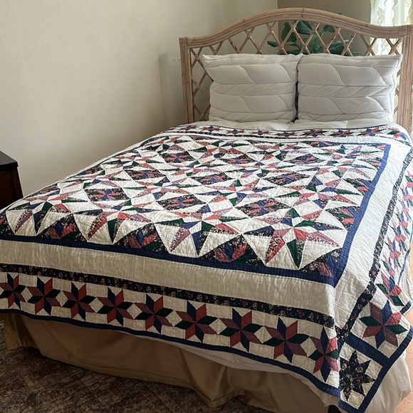 Vintage Other - Vintage quilt Handmade Star Pinwheel Pattern 80”x80”